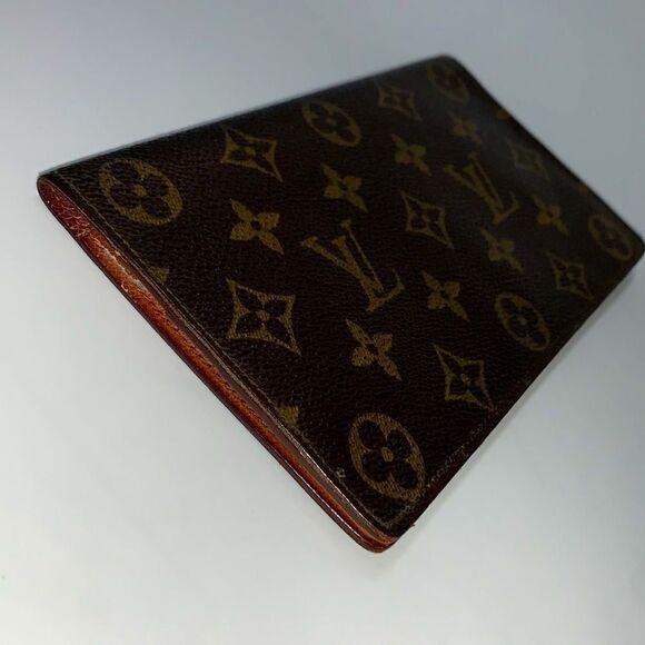 Louis Vuitton Monogram Long Checkbook Wallet - Picture 8 of 10